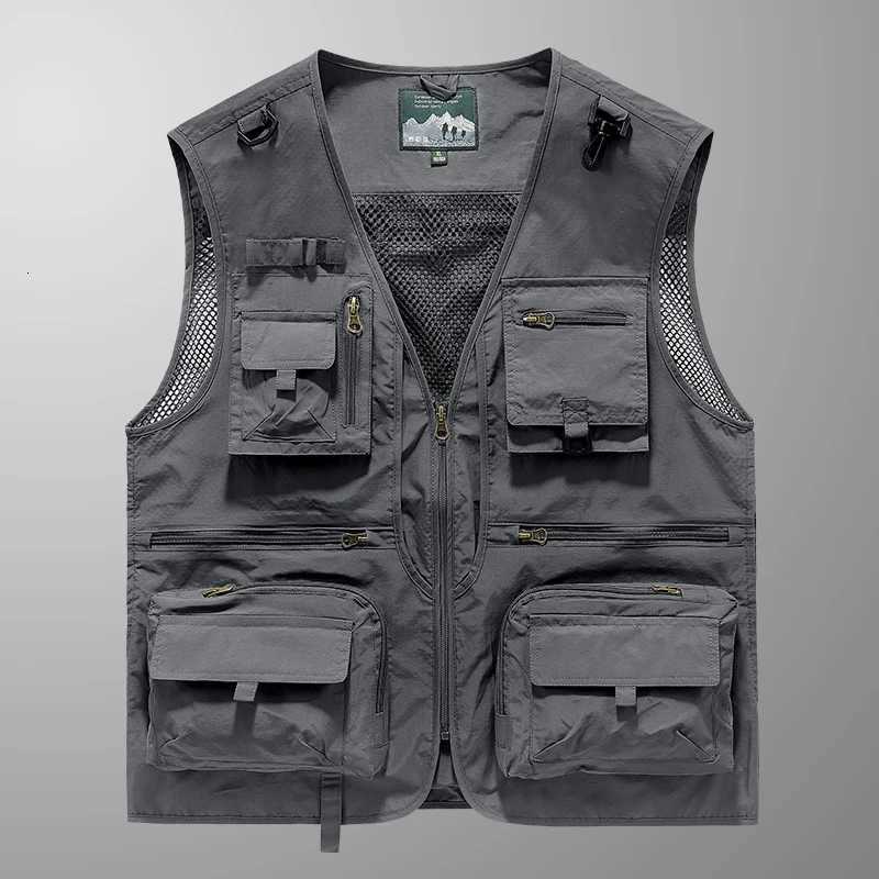 2024 New Spring Autumn and Summer Versatile In Stock Fashionable and Trendy Wearing Vests Mens Wear Shop Y250814
