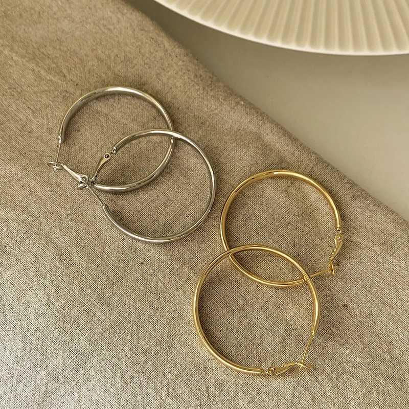 Fashion Large Flat Hoop Earrings Geometric Big Circle Earrings for Women Exaggerate Circle Brincos Punk OL Style Trend Jewelry XJ250814