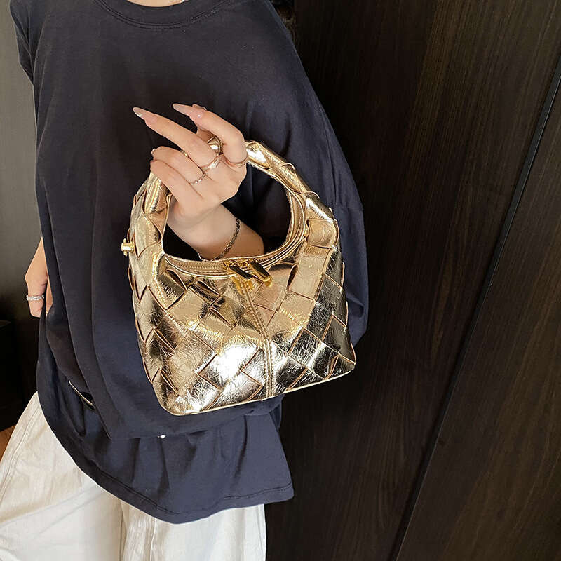 Gold High-End 2025 Woven Handbag Fashionable White-collar New Chinese Style Bag