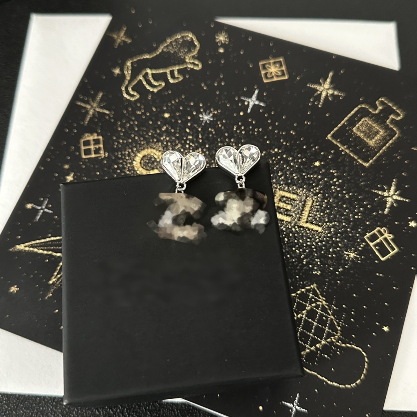 Heart - Shaped Rhinestone Double C Earrings, Sweet Light Luxury High - End Earrings