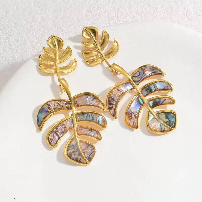 Exaggerated Niche Stainless Steel Shell for Girls Long Tassel Earrings Light High-end Accessories