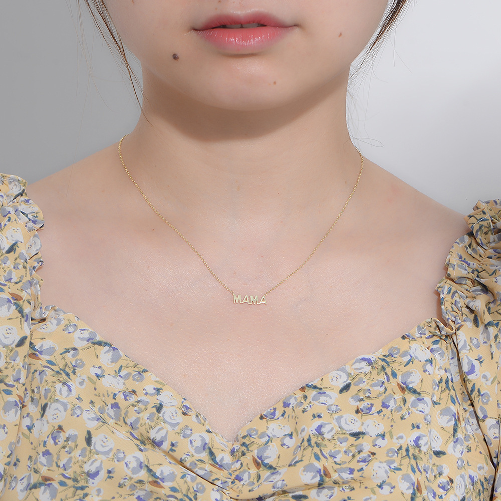S Pure Sier Electroplated 14K Smooth Mama Letter Pendant Mother's Day Necklace for Women Ins Style Simple Collarbone Chain Jewelry for Women