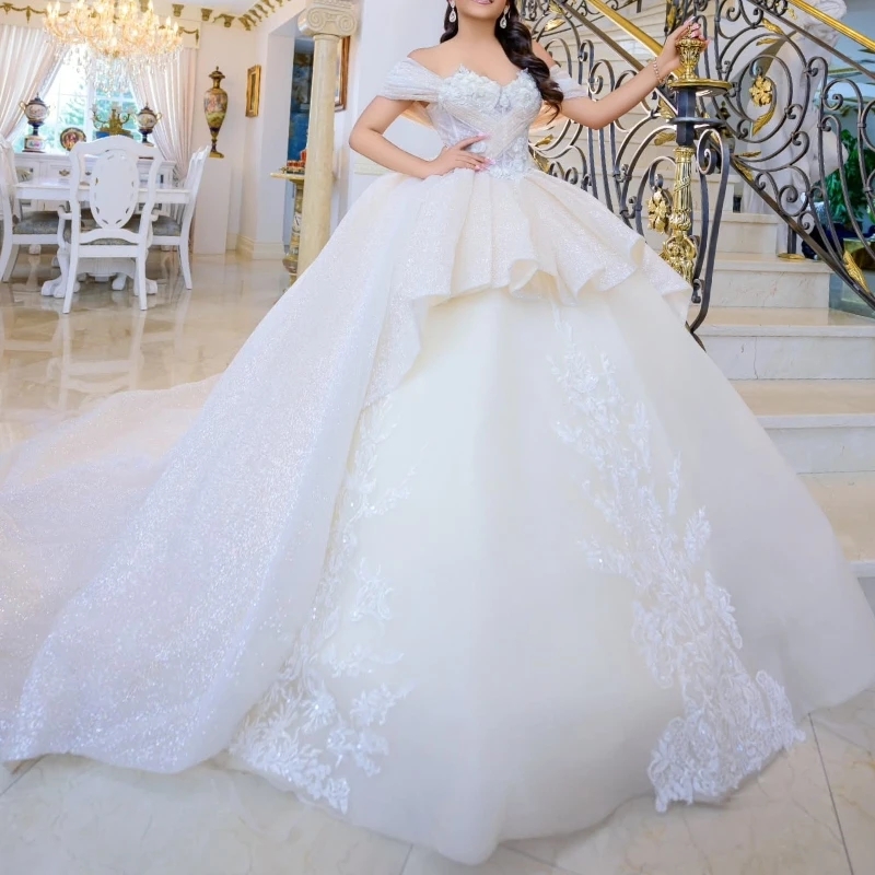 Ivory Shiny Ball Gown Quinceanera Dresses Off The Shoulder Applique Lace Beads Tull Party Birthday Sweet 16 Dress Vestidos 15 De Anos