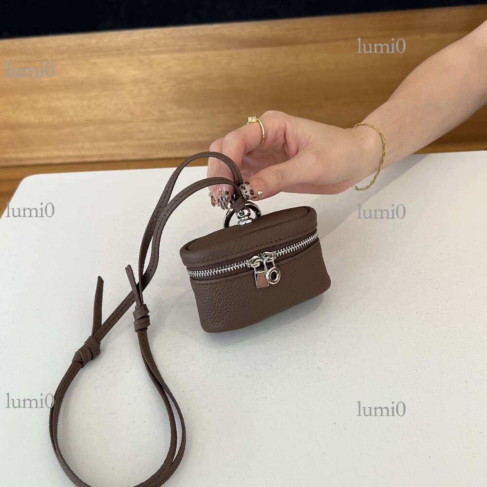Ins Style Simple Portable Neck Lipstick Makeup Genuine Leather Earphone Top Layer Cowhide Mini Bag Hanging Ornament