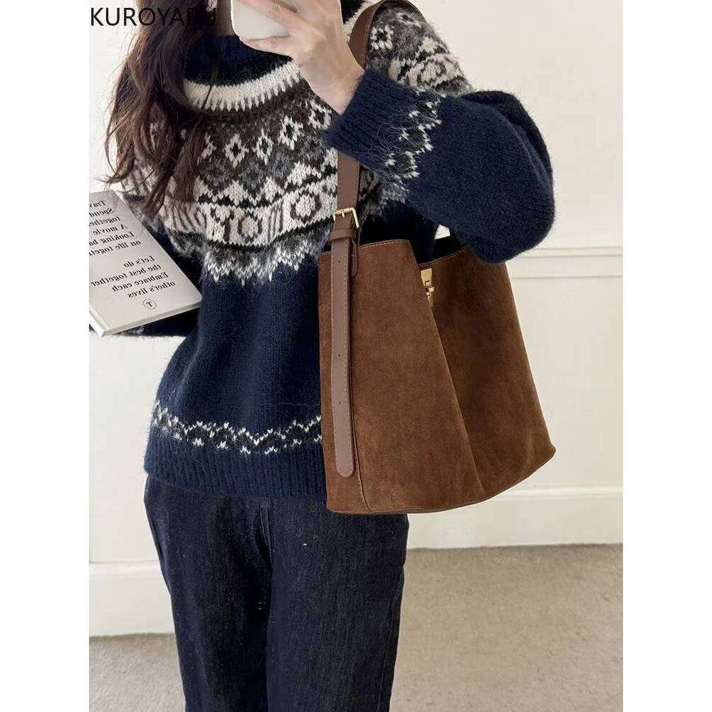 Vintage Women's Large Capacity Suede Shoulder Solid Color Fashion Simple Casual Commuter Bag Bolsos De Mujer 49D212