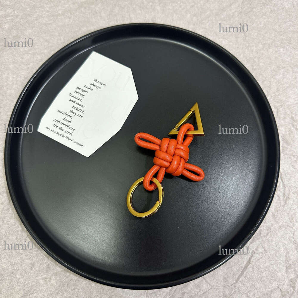 Hot Selling B Brand Same Style Chinese Knot Sheepskin Woven Car Keychain 2025 New Genuine Leather Pendant