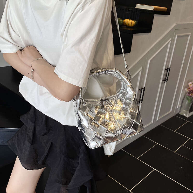 Gold High-End 2025 Woven Handbag Fashionable White-collar New Chinese Style Bag