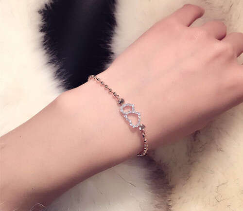 Spring and Summer New Korean Style Fashion Exquisite Zircon Heart-shaped Elegant Gold Bracelet Jewelry S00156