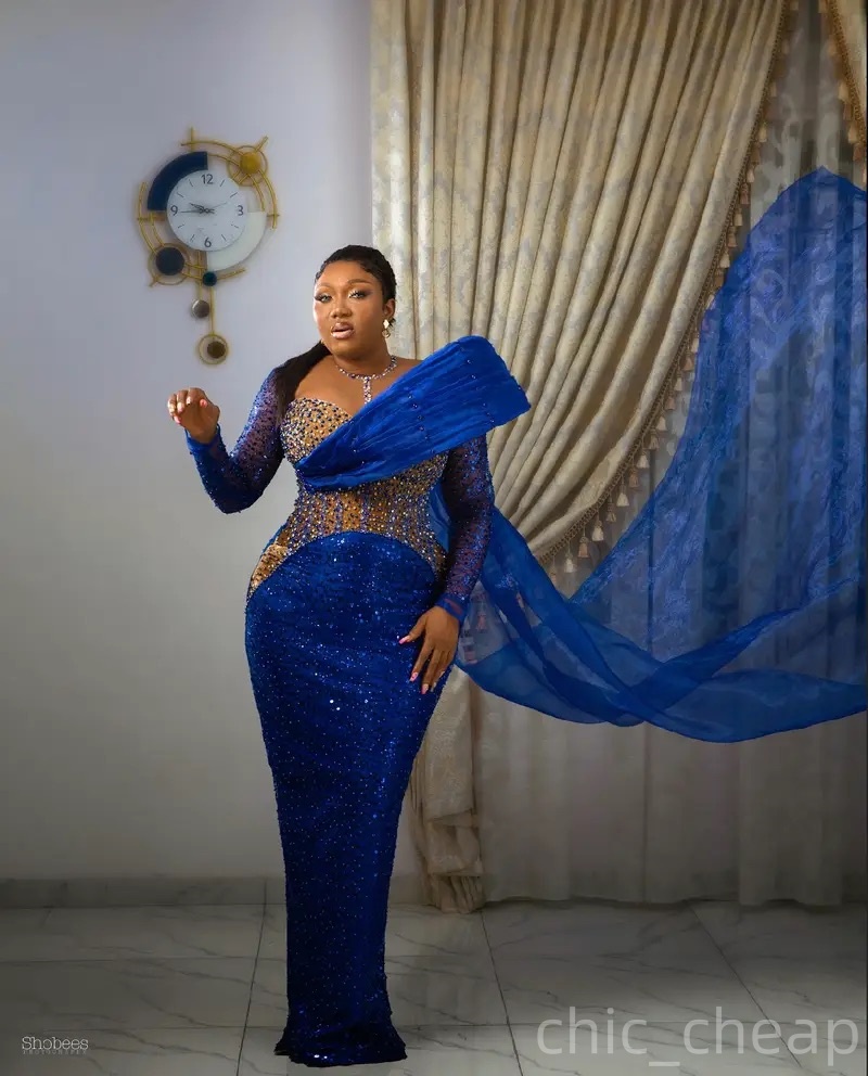 Sheath Royal Blue Prom Dresses 2025 Beaded Crystals Illusion Evening Formal Party Second Birthday Engagement Gowns Plus Size Dress For Special Occasio