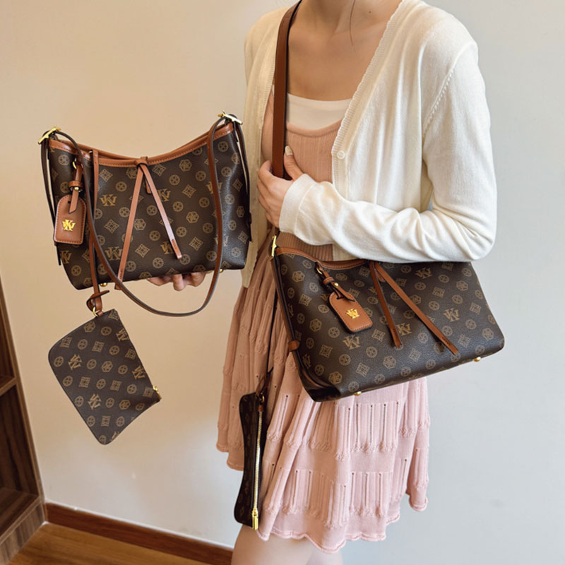 Large capacity 2025 new printed multifunctional fashion handbag designer same style women's single shoulder crossbody bag b0860