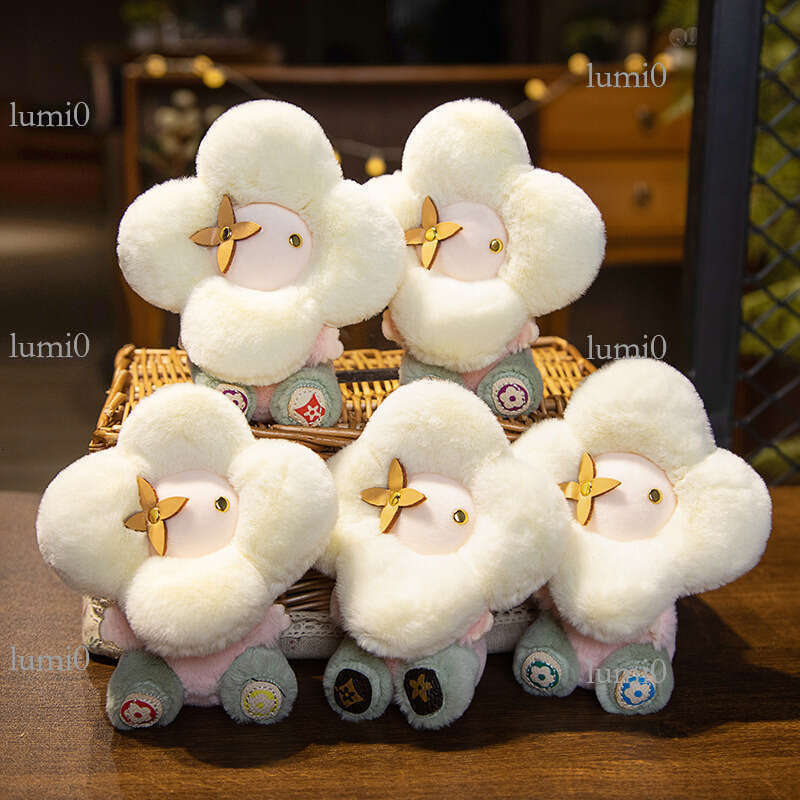 Creative Suower Plush Toy Little Red Flower Keychain Girl Bag Pendant Student Backpack Decoration