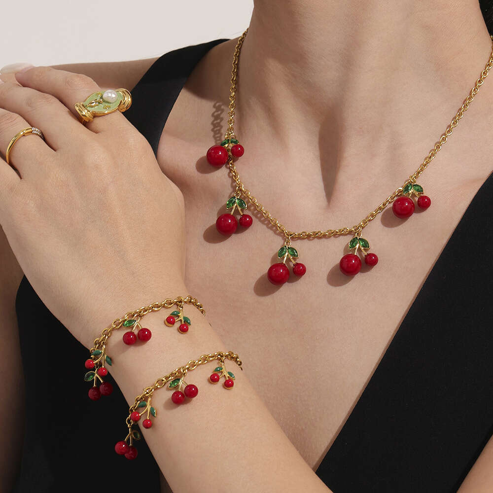 Xinyixin New Cherry Pendant Necklace Bracelet Set Stainless Steel Gold Plated Versatile Jewelry