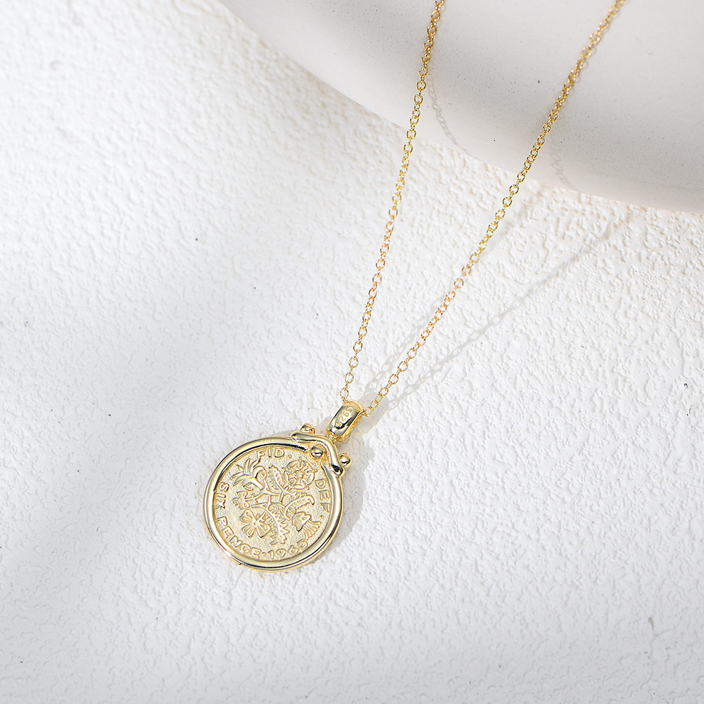 Sterling Sier Palace Portrait Coin Relief Necklace Ins Style Fashion Personality Pendant Clavicle Chain Jewelry for Women
