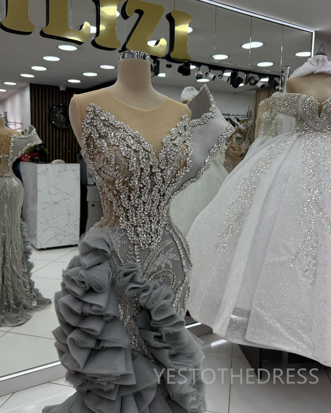 Mermaid Silver Prom Dress 2025 Evening Dresses For Special Occasions Sheer Neck Beaded Lace Crystals Tiered Tulle Birthday Dress Second Reception Gown