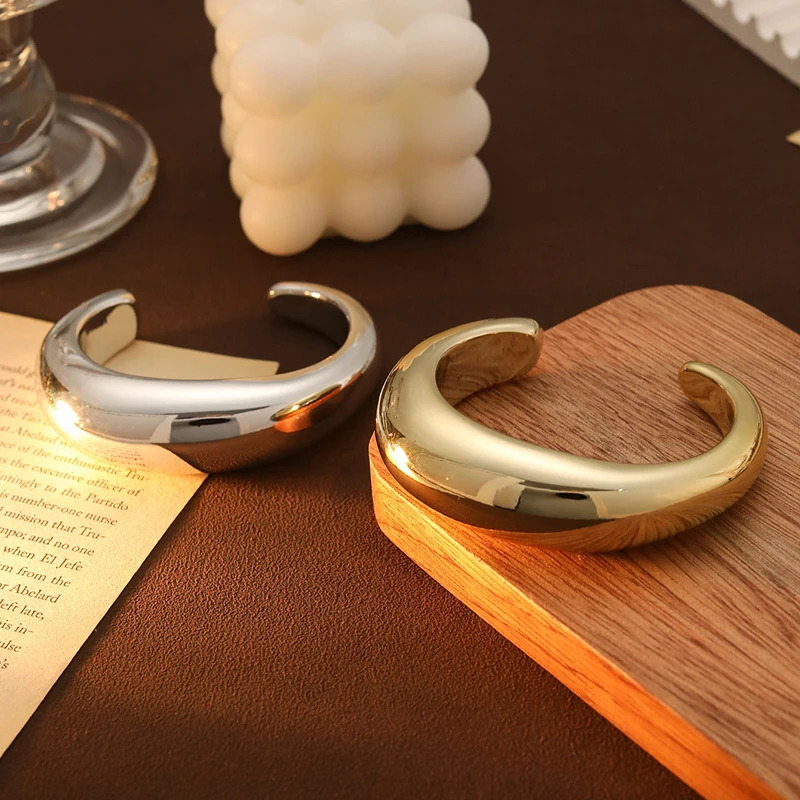 Fashion Exaggerated Irregular Bracelets for Women Simple Hip Hop Rock Personality Plastic Cuff Bangle Trendy Jewelry 250812