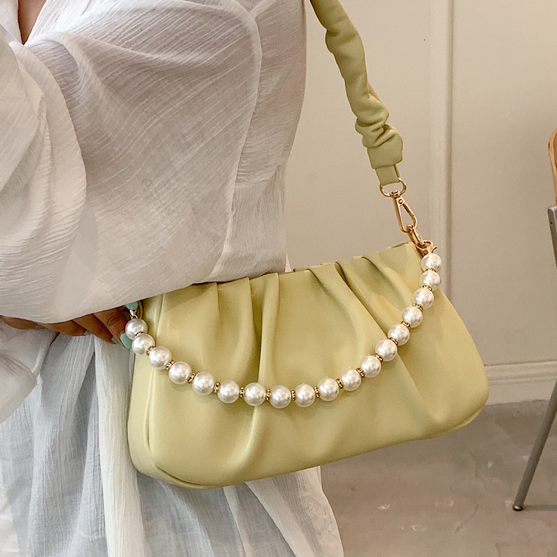 Luxury Brand Designer Bag 2021 New Niche Design Bag For Women, Simple Shoulder Bag With Wrinkled Cloud Design And Pearl Chain Crossbody Bag