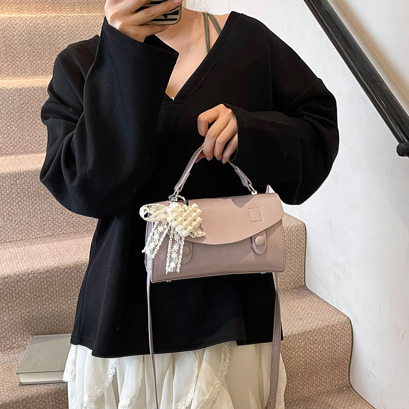 designer bag Unique Retro Versatile Shoulder Bag for Women 2025 Spring New Fashionable Crossbody Bag Handheld Small Luxury bag Square Bag Wholesale