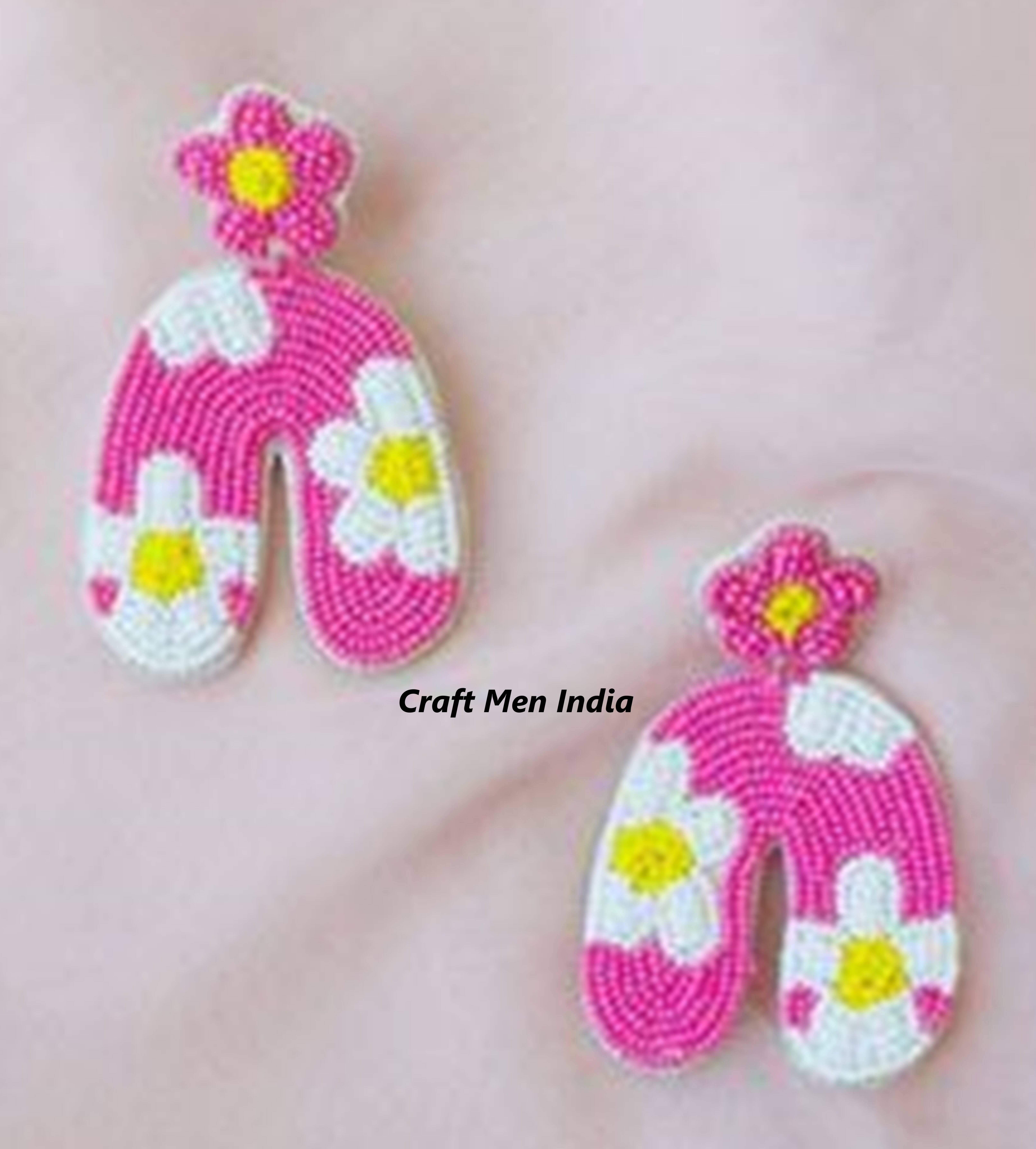 Yelin Series Pearl Exaggerated Metal Beaded Stud Earrings Charming Women's Gift