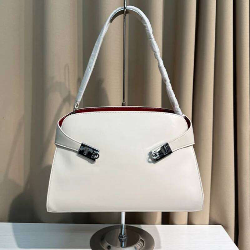 Brand Women s Handbags High Quality Large Capacity Shoulder Sier Lock Tote Bags New Versatile Elegant Underarm Bag bag