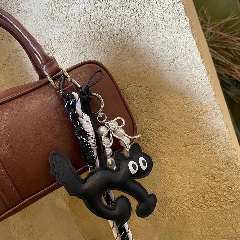 Classic Cute Leather Cat Shape Keychain Pendant Lovely Car Key Ring Bag Charm Phone Pendant Trinket Key Ring Accessories 250811