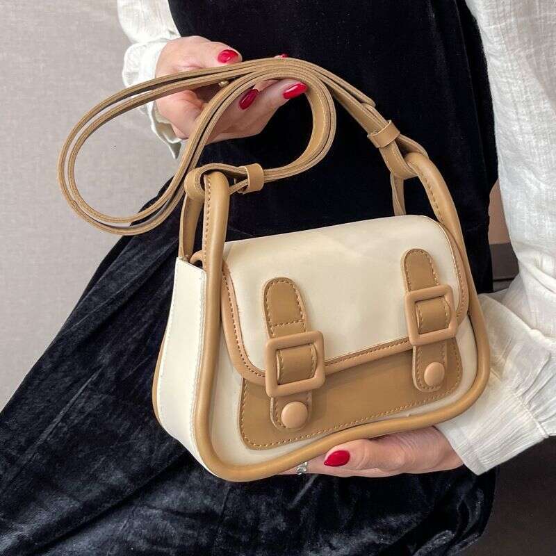 High-end Small Women's Bag 2023 New Trend This Year's Popular Fashion texture explosive style Messenger Shoulder small bag