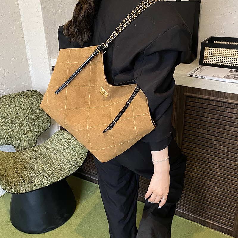2025 New Minimalist Style Shopping Bag Women's Designer Handbag, Fashionable Multifunctional Shoulder Bag Armpit Bag High-end Dinner Bag Wallet