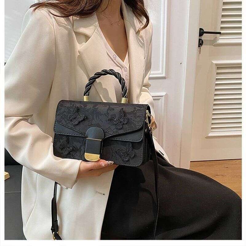 Fashion Women Senior Sense Embroidery Small Square Hard Handbag New Single Shoulder Crossbody Temperament Female Bag