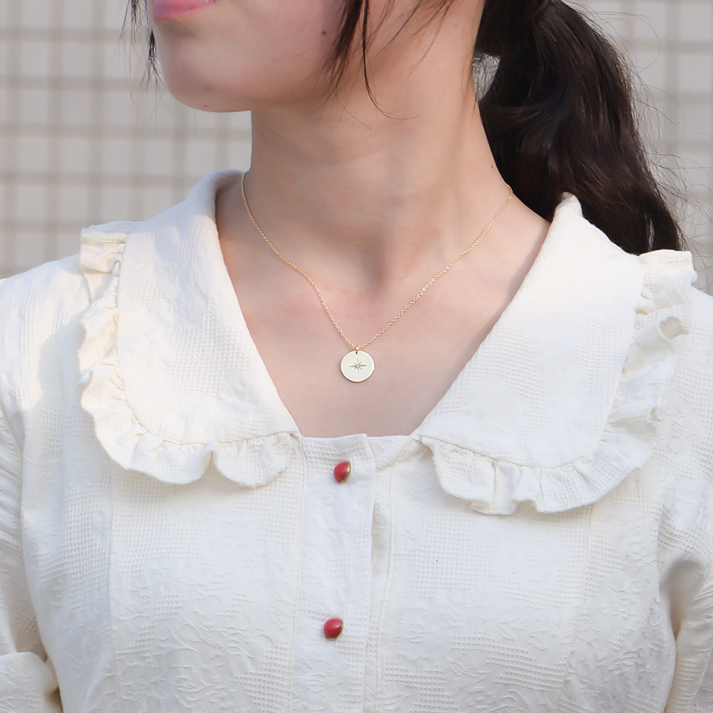 S Pure Sier Smooth Coin Pendant Necklace for Women, Ins Style, Simple and Versatile, High-End Round Plate Clavicle Chain