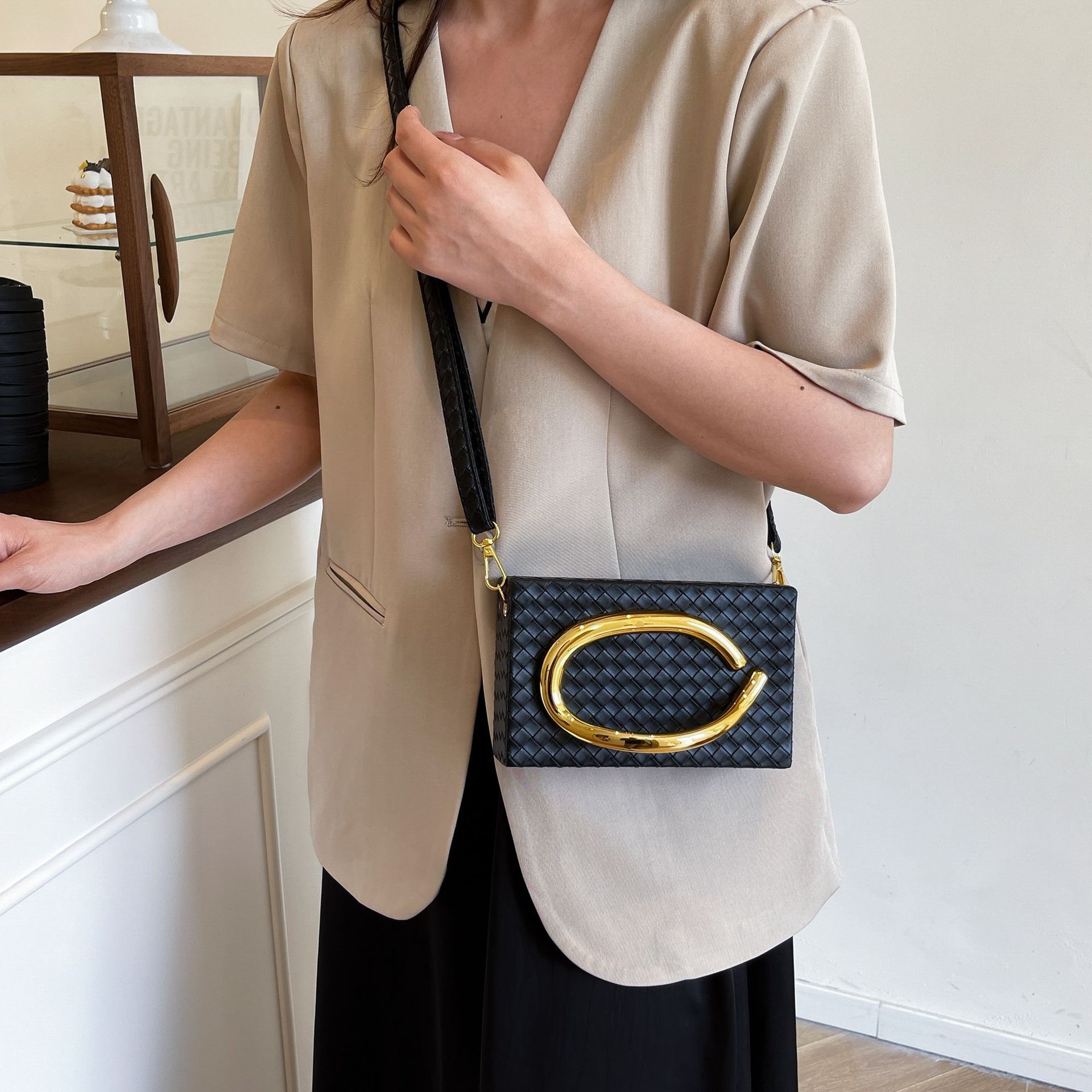 Luxury Brand Designer Bag European And American Fashion Women's Bag Small Square Bag 2025 New Single Shoulder Bag Trendy Chain Bag Trendy Metal D