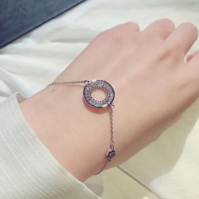 New Fashion Korean and Japanese Style Hollow Zircon Inlaid Circle Bracelet Elegant Women's Jewelry S00308