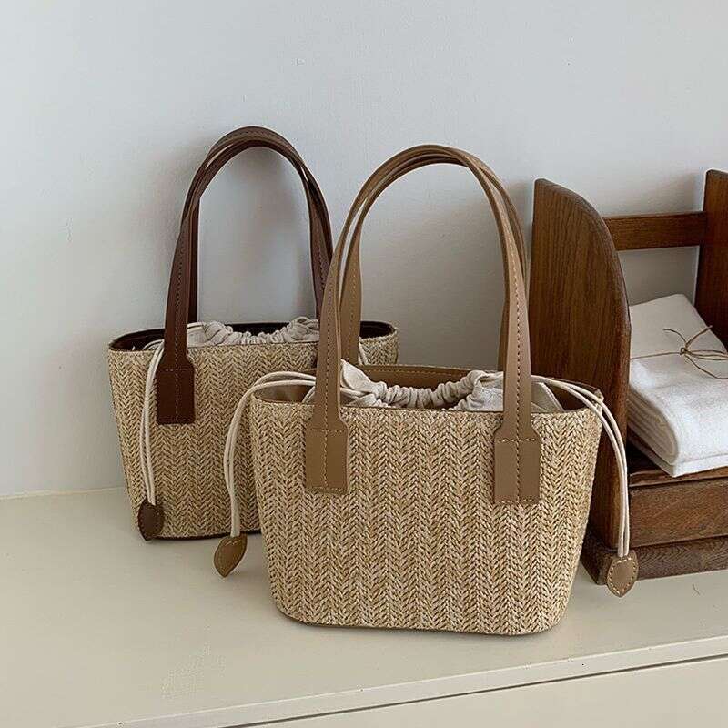 Korean ins grass woven small summer new leisure vacation women's vegetable basket portable shoulder messenger bag