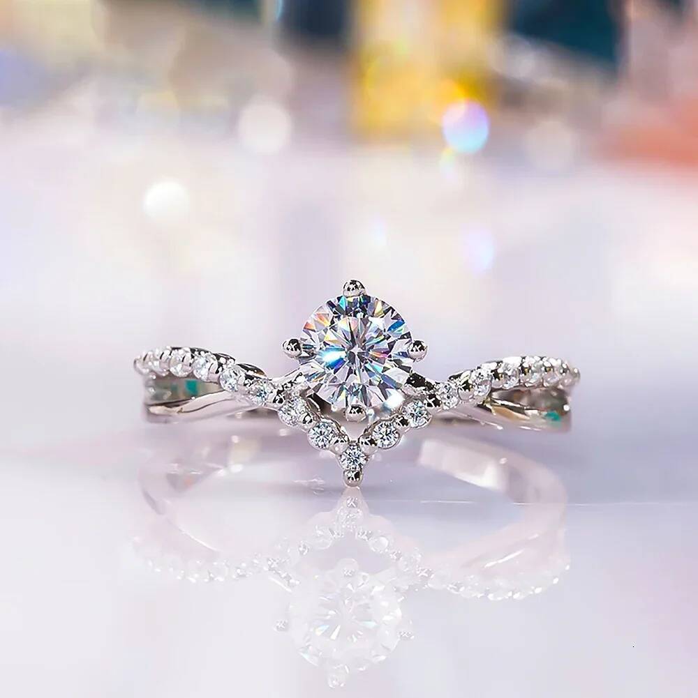 1 Carat 6.5mm Moissanite Diamond Bridal Rings with Gra 925 Sterling Silver Promise Engagement Ring Wedding Band for Women KUTPF