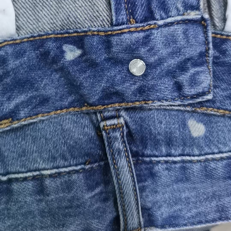 New high-quality, non-elastic wide-leg floor-length jeans