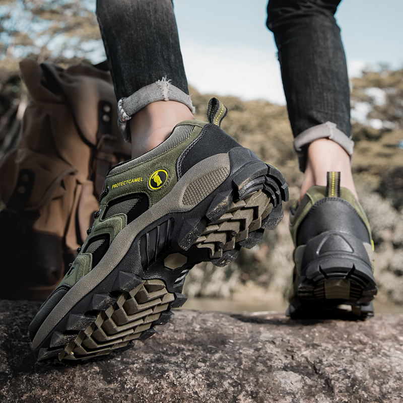 Men's mountaineering for autumn and winter sports leisure thick sole wear-resistant anti-skid outdoor hiking fishing work shoes