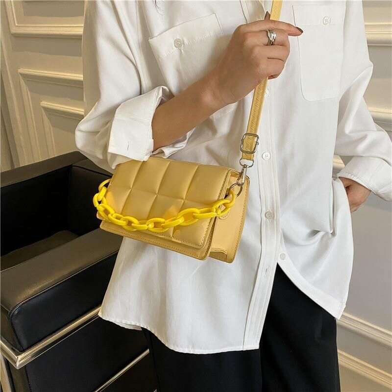 Niche Design High-end Chain Bag Foreign Style One-shoulder Small square 2023 new popular chain Messenger bag