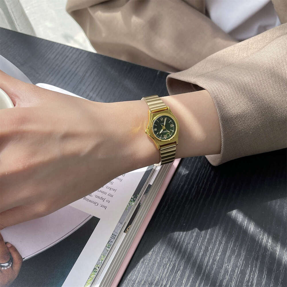 Bamboo for Women Designer Strap Women, Simple Gold Women's Watch, Fashionable Quartz Watch