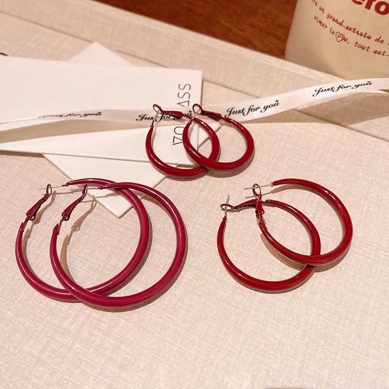 Charm Trend Wine Red Color Geometric Circle Hoop Earrings for Women Exaggerate Big Korean Earring Bride Jewelry Accessories Gift XJ250814