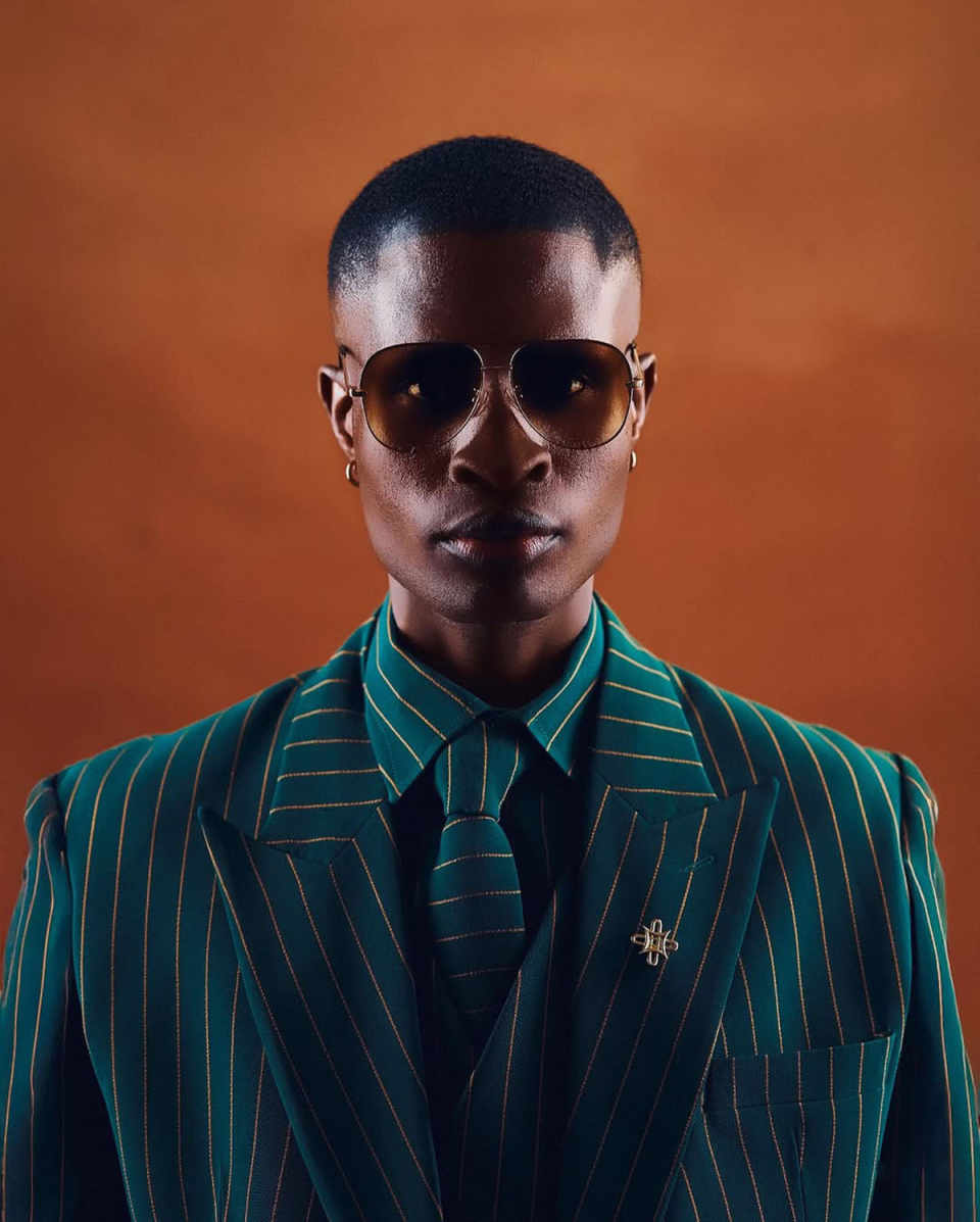 Green Striped 3 Pieces Customized Men Suits Peaked Lapel Wedding Tuxedos Jacket Blazers Classic Slim Evening Party Show Wear