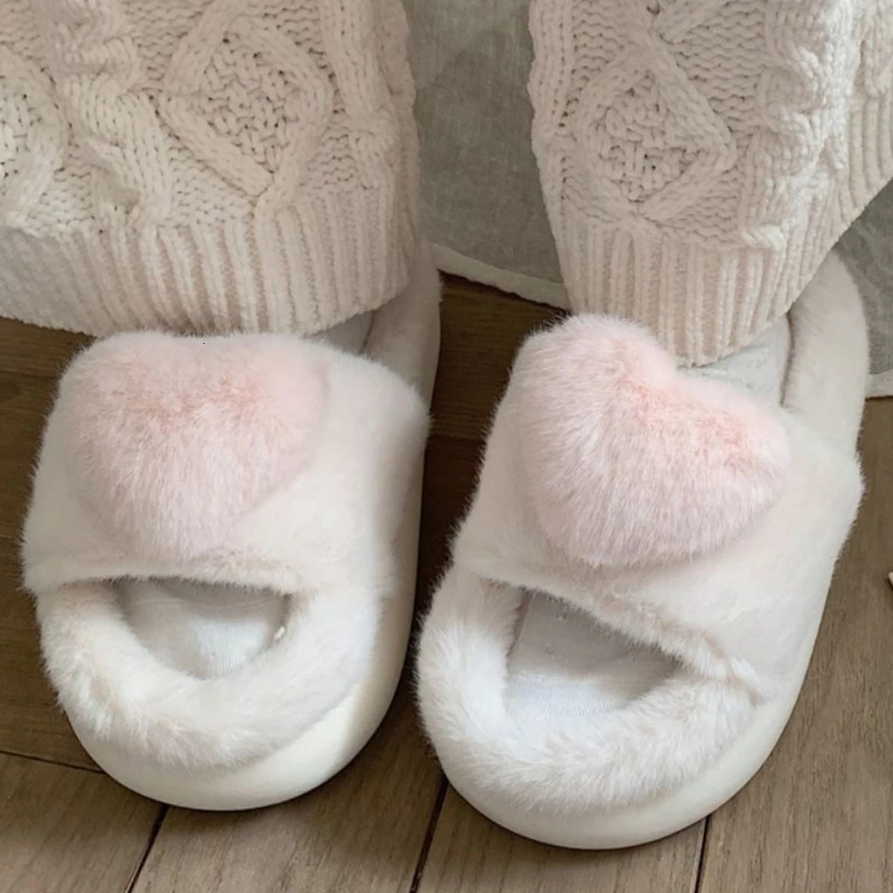 Three-dimensional Love Single Band Winter Women Slipper Soft Heel Platform Warm Indoor Comfortable Home Fluffy Home Slippers 250814