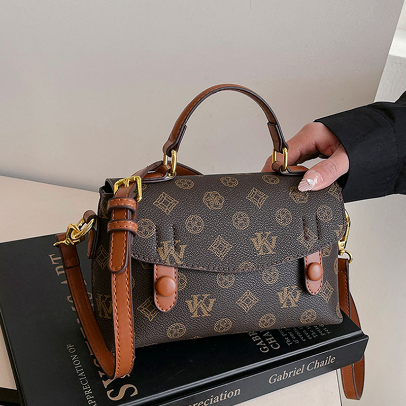 Classic printed retro style sling bag Pu leather waterproof women's shoulder bag b2108