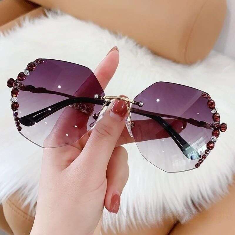 New women in South Korea, trendy frameless crystal cut edge for women, UV resistant dia studded sunglasses