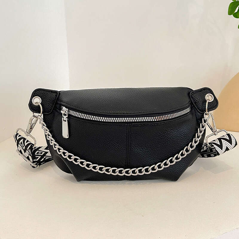 2025 Korean Version New Chain Saddle Women's wallet Wide Shoulder Strap Small Chest Versatile Phone Bags Designer Women Crossbody Bag