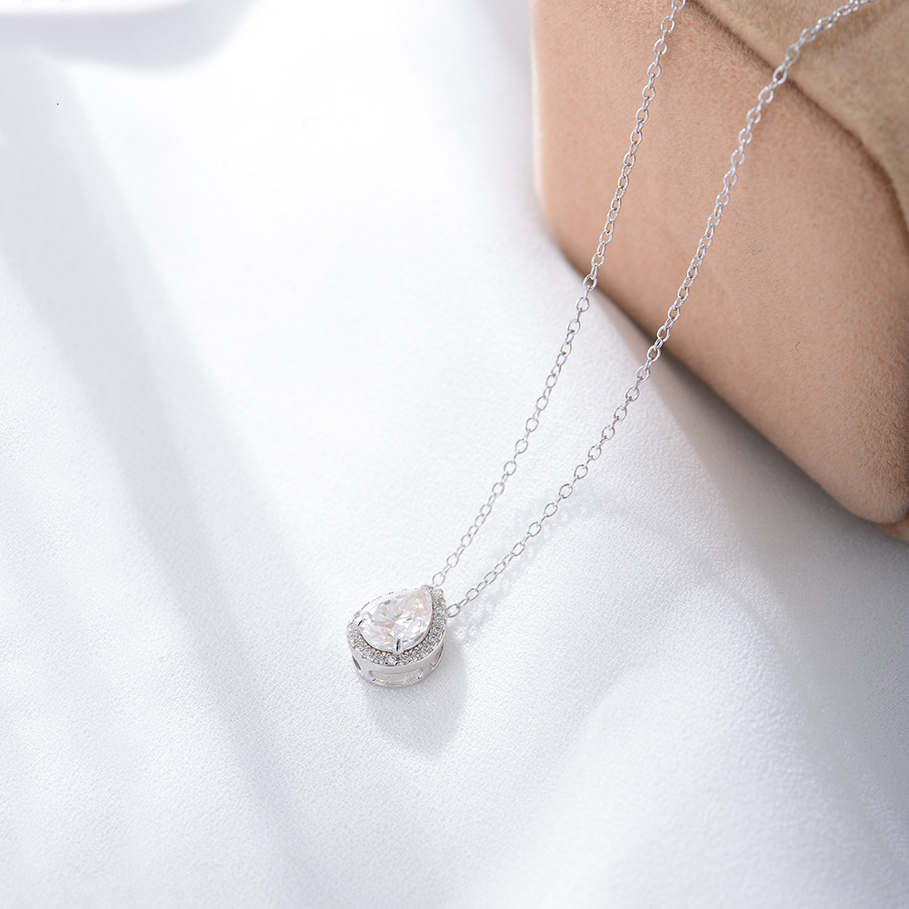 Water Drop Shape Zircon Sterling Sier Female Ins casual fashion Full Dia Light High Sense Clavicle Chain Necklace