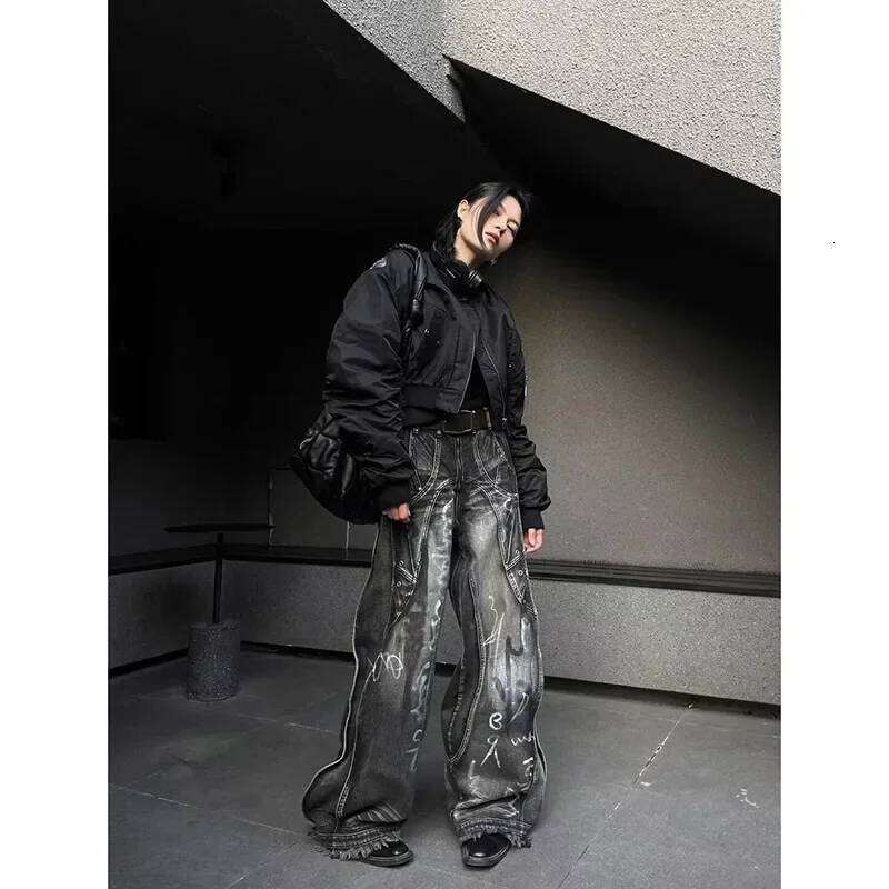 Women Black Gothic Y2k Graffiti Jeans Vintage Hip-hop Baggy Aesthetic Washing Fashion Striped Pants Korean Trashy Denim Trousers