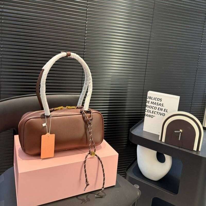 2025 New Trendy Fashion Simple And Gorgeous High Quality Large Capacity Women's Versatile Bowling Handbag Bilingual Notes