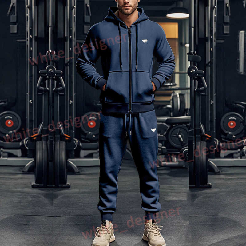 Designer Men's Tracksuits Autumn and winter men's solid color velvet warm zipper long sleeved hooded casual sports set