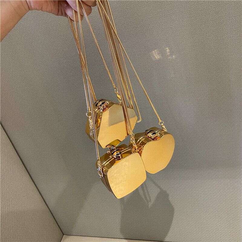 Autumn winter new European and American retro women bright face acrylic chain one-shoulder portable mini headphone bag