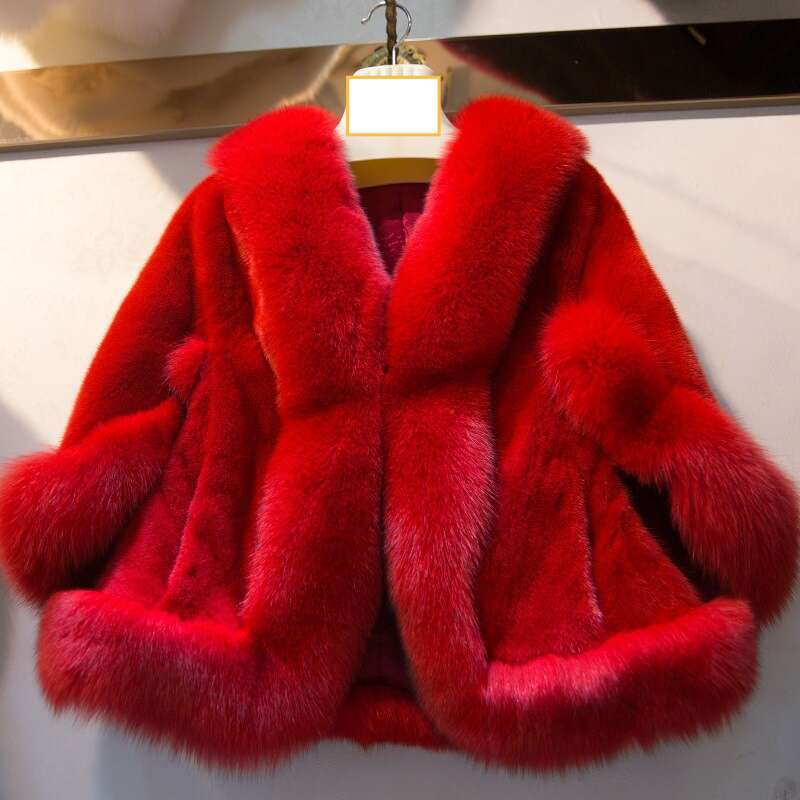 New autumn and winter fur coat, fox fur shawl, warm dress, cheongsam, fur cape coat for women