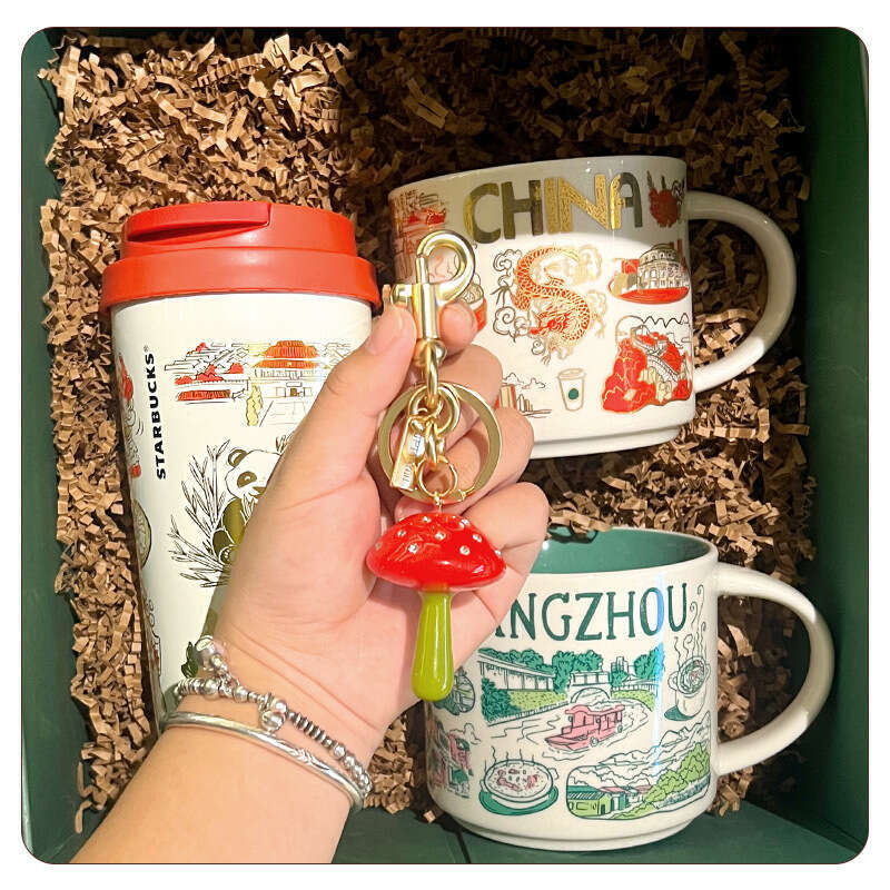 Bag Charms Light Luxury Super Hot Cute Little Mushroom Keychain Niche Fashion Bag Pendant Exquisite Gift Creative Hanging Ornament