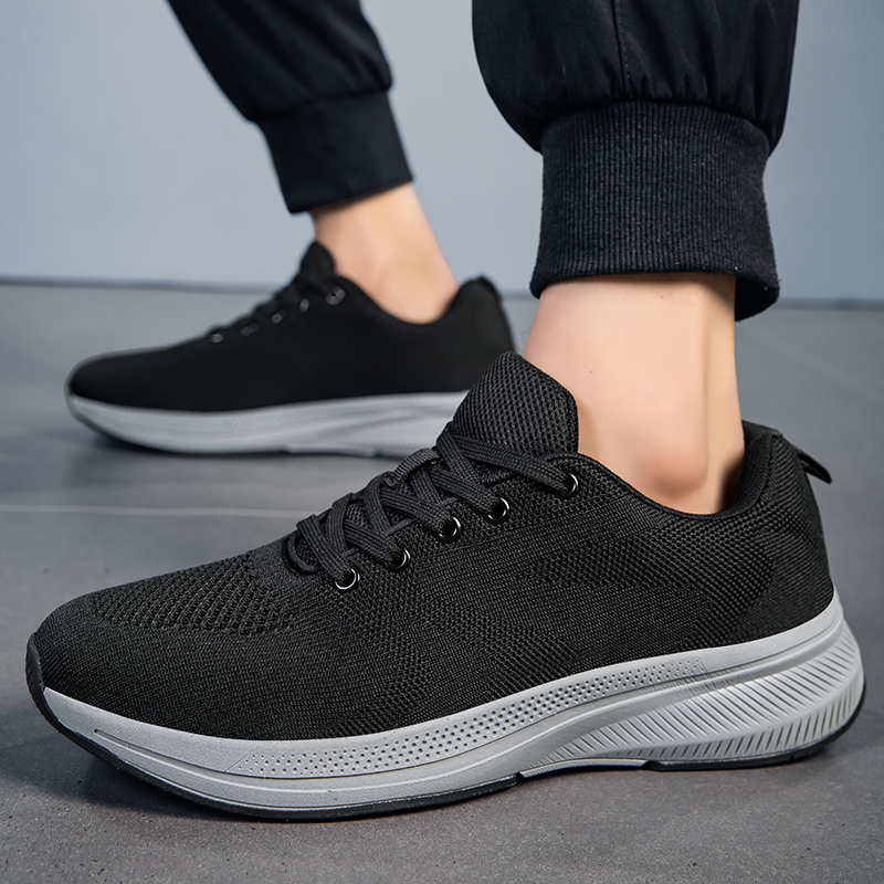 2025 New lightweight mesh sports for men, anti-slip soft sole leisure walking shoes